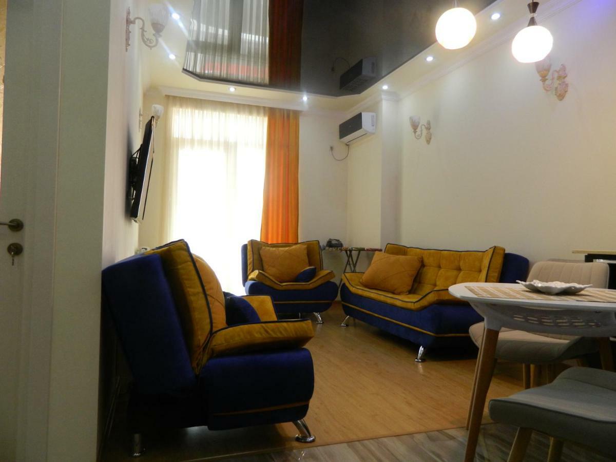 Chemi Saxli Apartment Batumi Kültér fotó